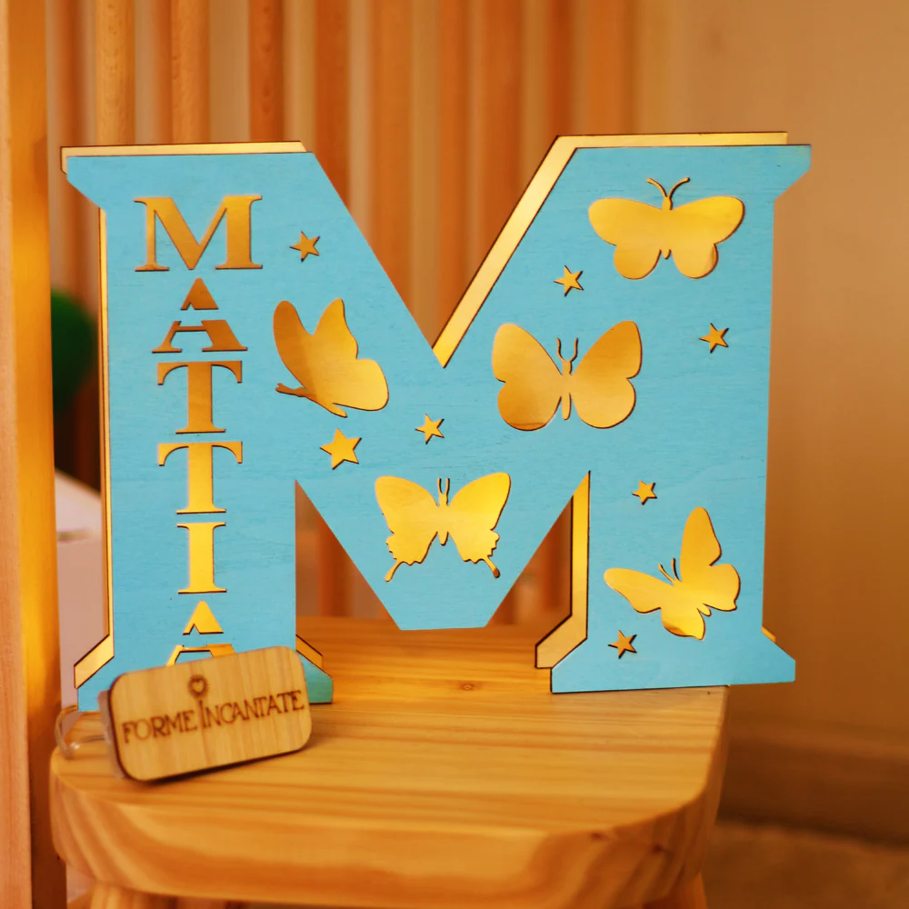 Lampada Lettera Con Farfalla E Nome Personalizzata - Image 5