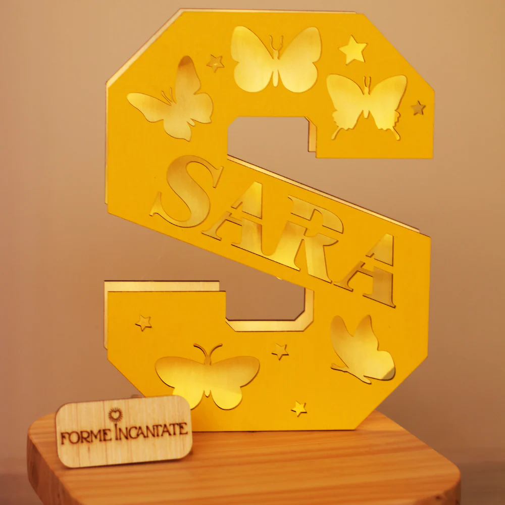 Lampada Lettera Con Farfalla E Nome Personalizzata - Image 7
