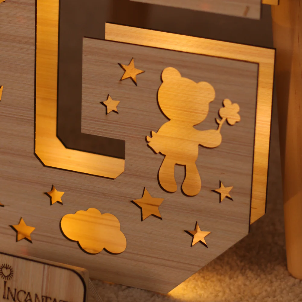 Lampada Lettera Con Orsetto Luna E Nuvole Personalizzata - Image 8