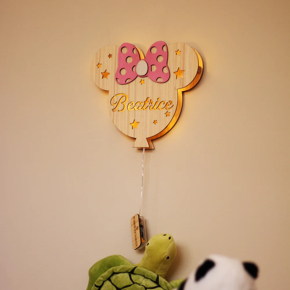 Lampada Minnie A Parete Con Nome Personalizzato - Image 4