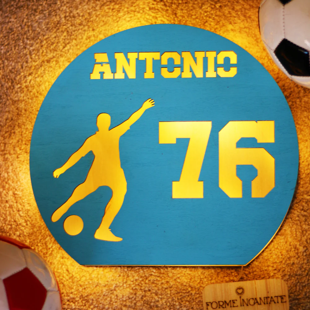 Lampada Tifoso Calcio Personalizzata In Legno - Image 4