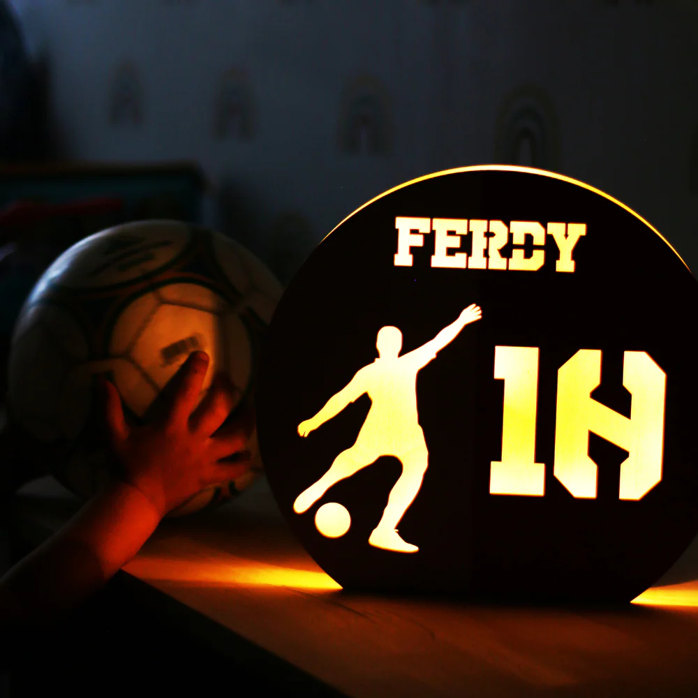 Lampada Tifoso Calcio Personalizzata In Legno - Image 8