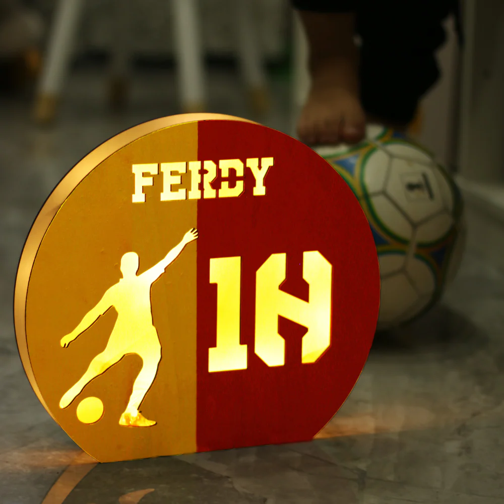 Lampada Tifoso Calcio Personalizzata In Legno - Image 9
